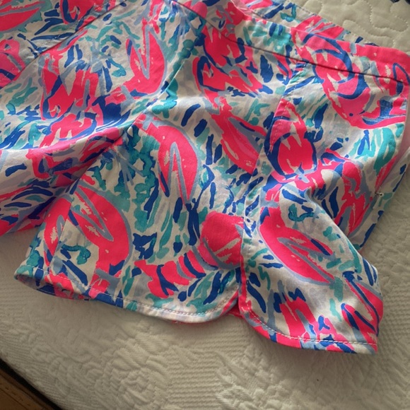 Lilly Pulitzer shorts - Picture 8 of 8